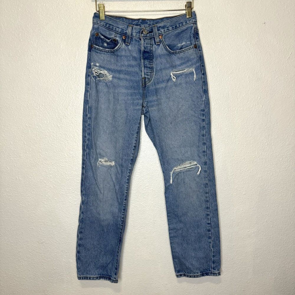 Levi's 501 Women's 26x28 Button Fly Distressed Jeans 100% Cotton Medium Wash
